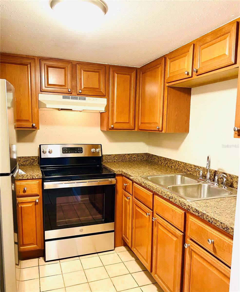 3060 CLINTON ST S #9, GULFPORT, FL, 33707