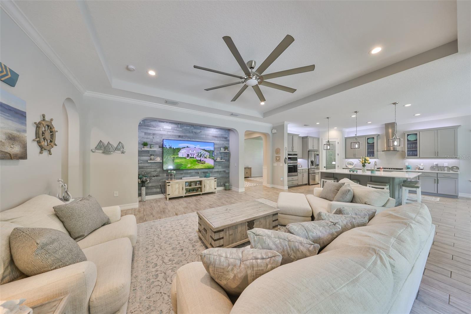 17811 NEWCASTLE FIELD DR, LUTZ, FL, 33559