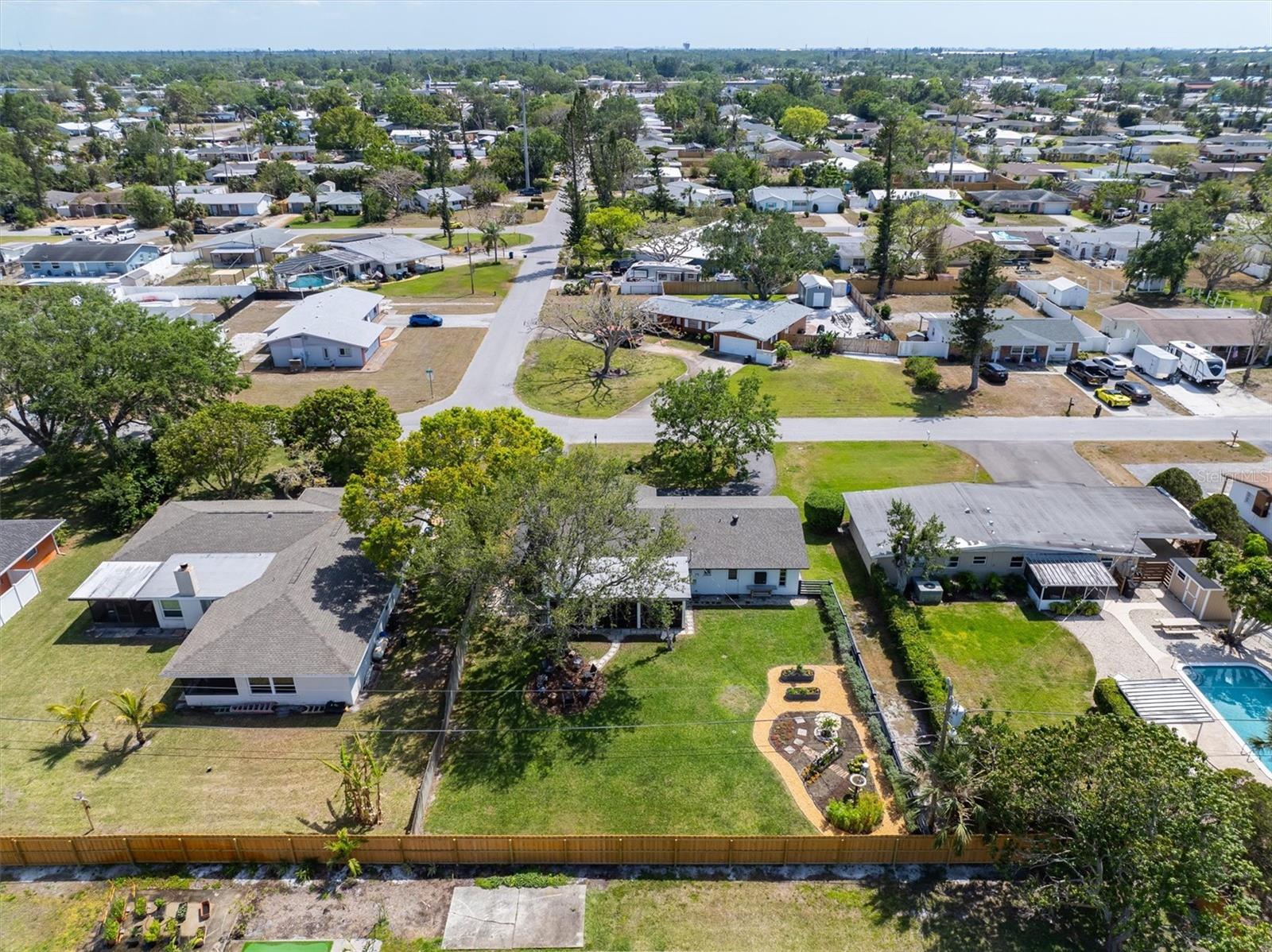 5704 2ND AVENUE DR NW, BRADENTON, FL, 34209