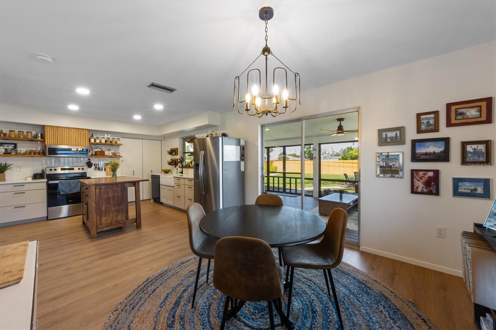 5704 2ND AVENUE DR NW, BRADENTON, FL, 34209
