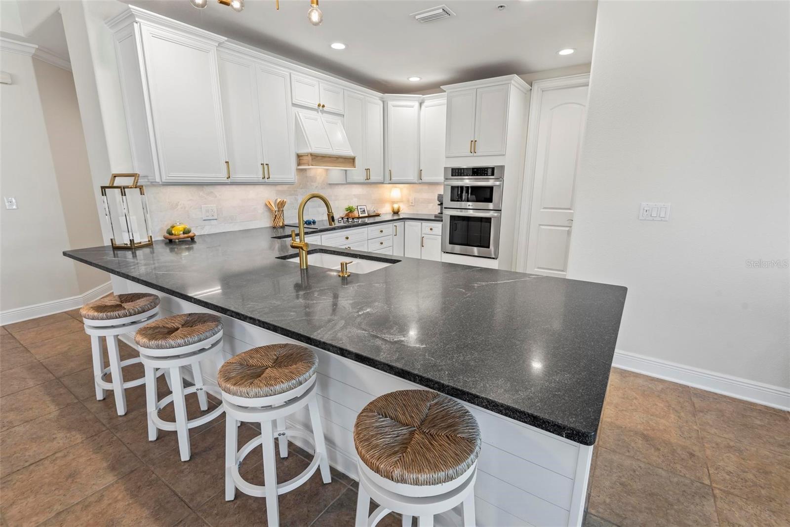 102 CLUB HOUSE DR #208, PALM COAST, FL, 32137