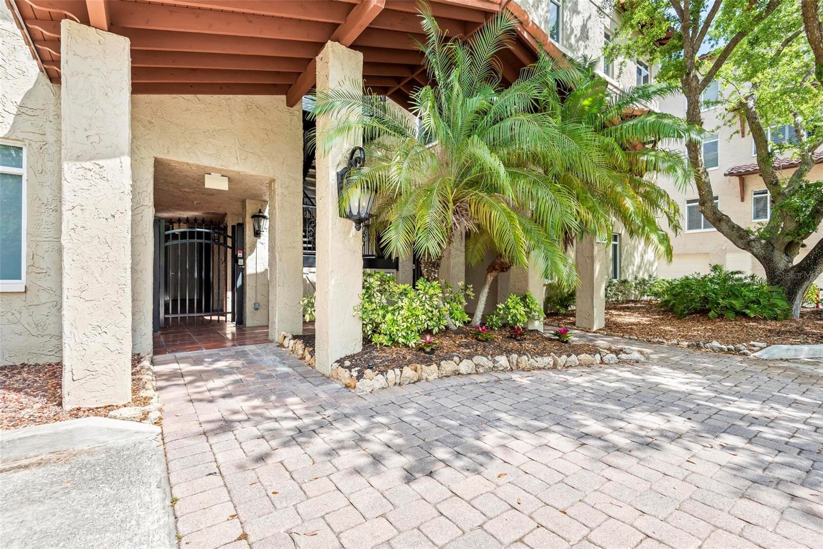 102 CLUB HOUSE DR #208, PALM COAST, FL, 32137