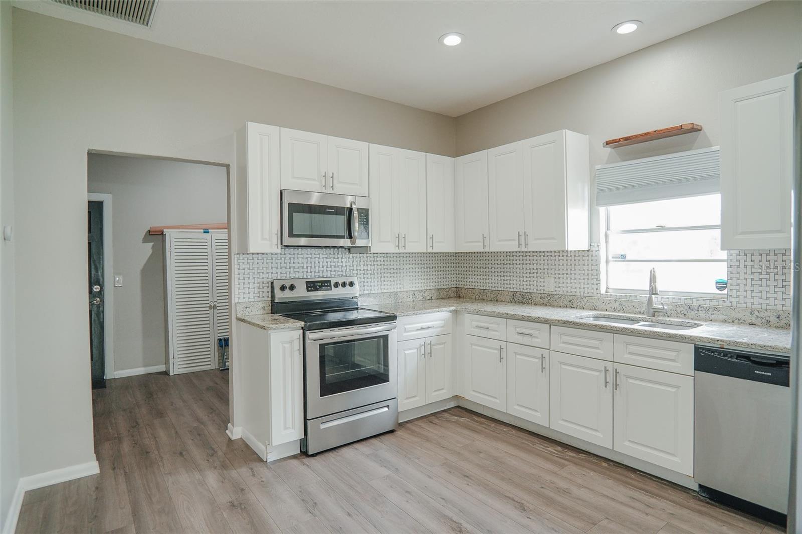 2613 N 21ST ST, TAMPA, FL, 33605