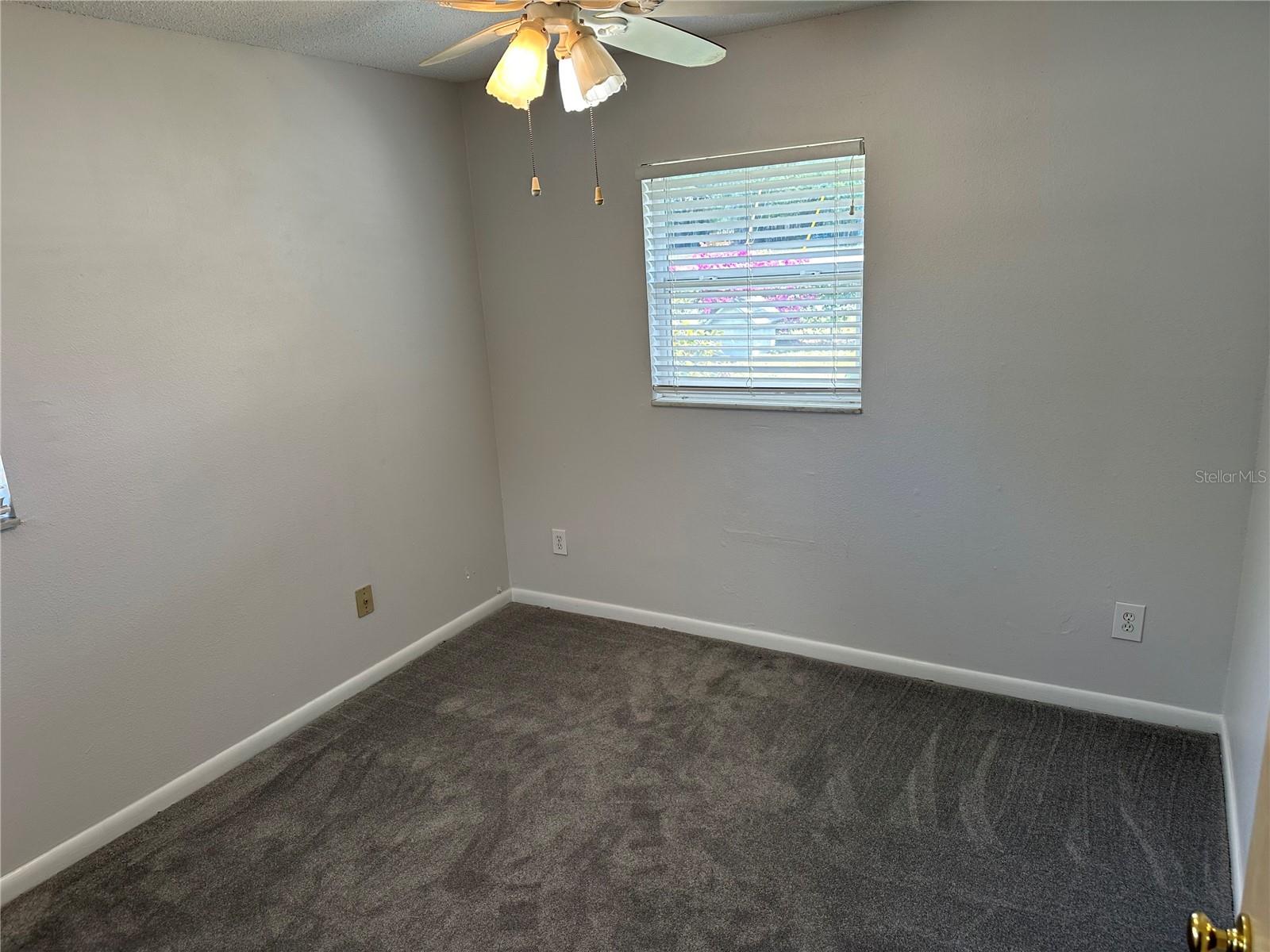 32737 VISTA AVE, LEESBURG, FL, 34788