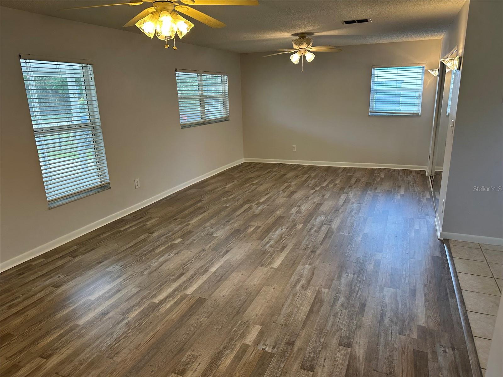 32737 VISTA AVE, LEESBURG, FL, 34788