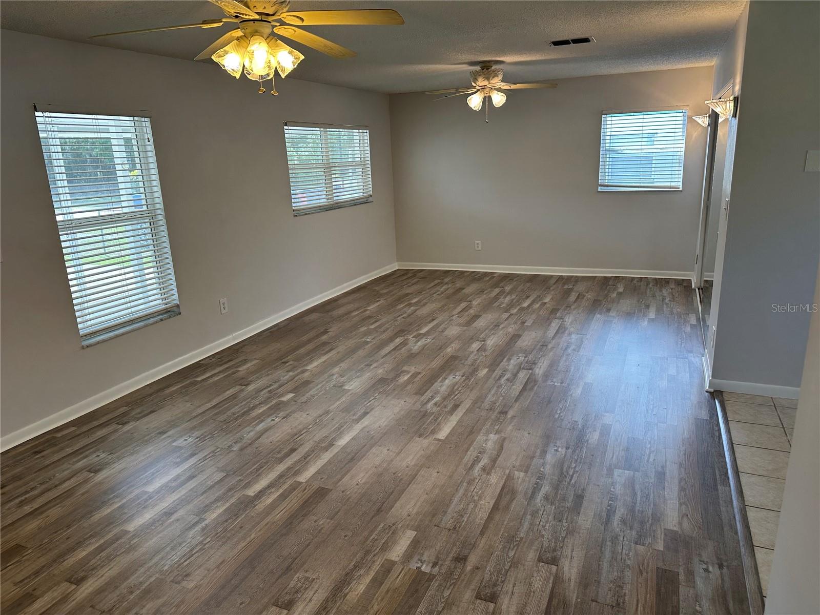32737 VISTA AVE, LEESBURG, FL, 34788