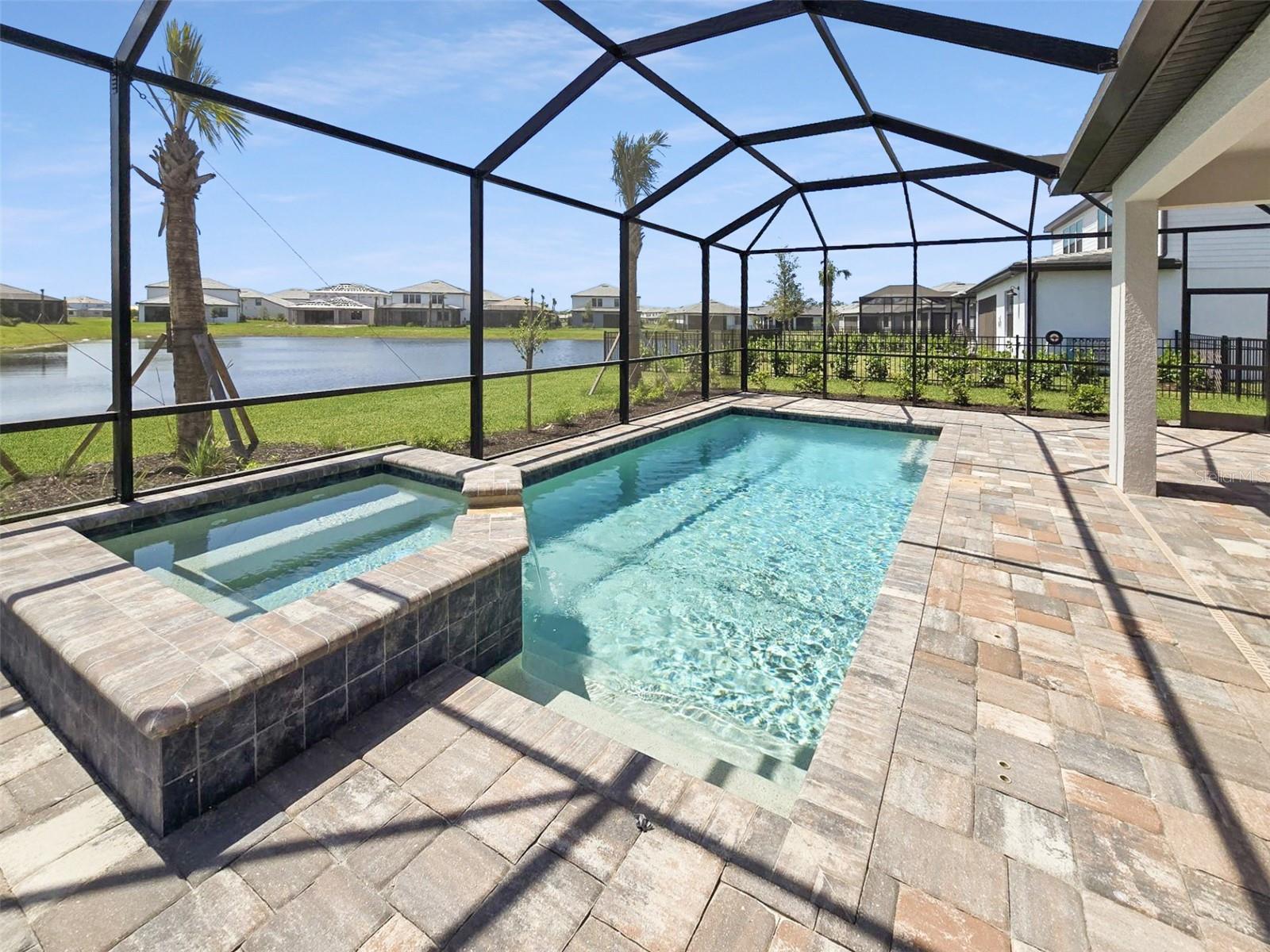 5568 SILVERSIDE PINE CT, BRADENTON, FL, 34211