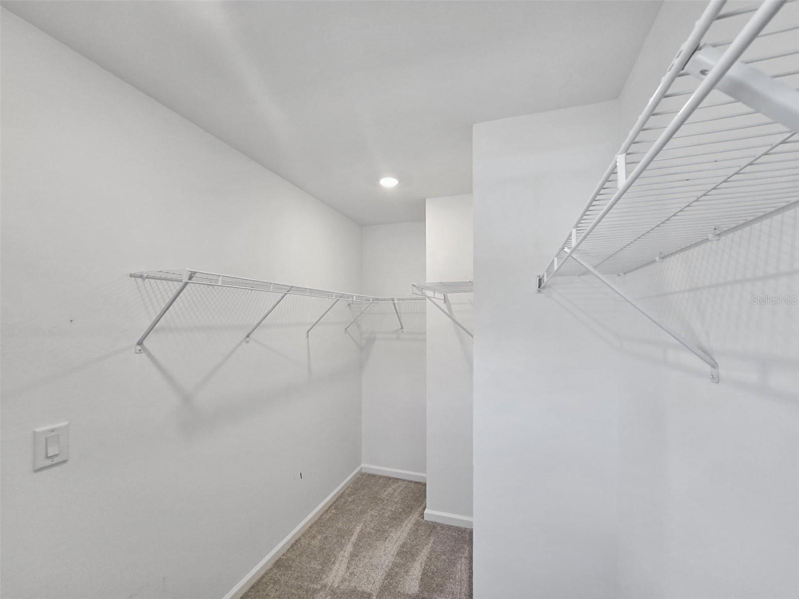 5568 SILVERSIDE PINE CT, BRADENTON, FL, 34211
