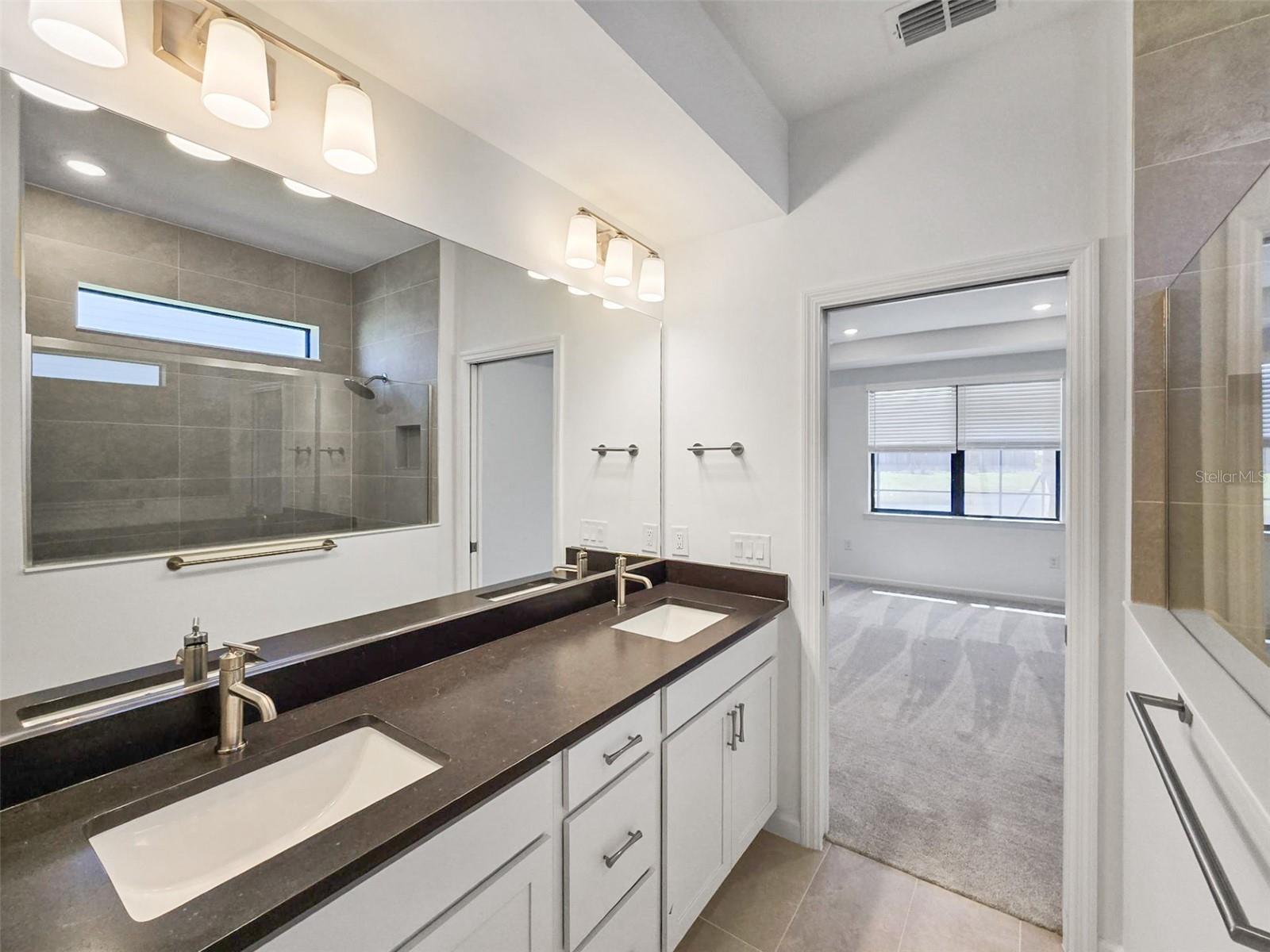 5568 SILVERSIDE PINE CT, BRADENTON, FL, 34211