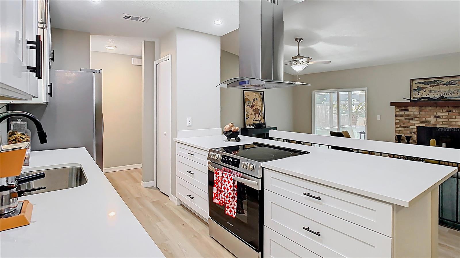 1025 WINTER SPRINGS BLVD, WINTER SPRINGS, FL, 32708