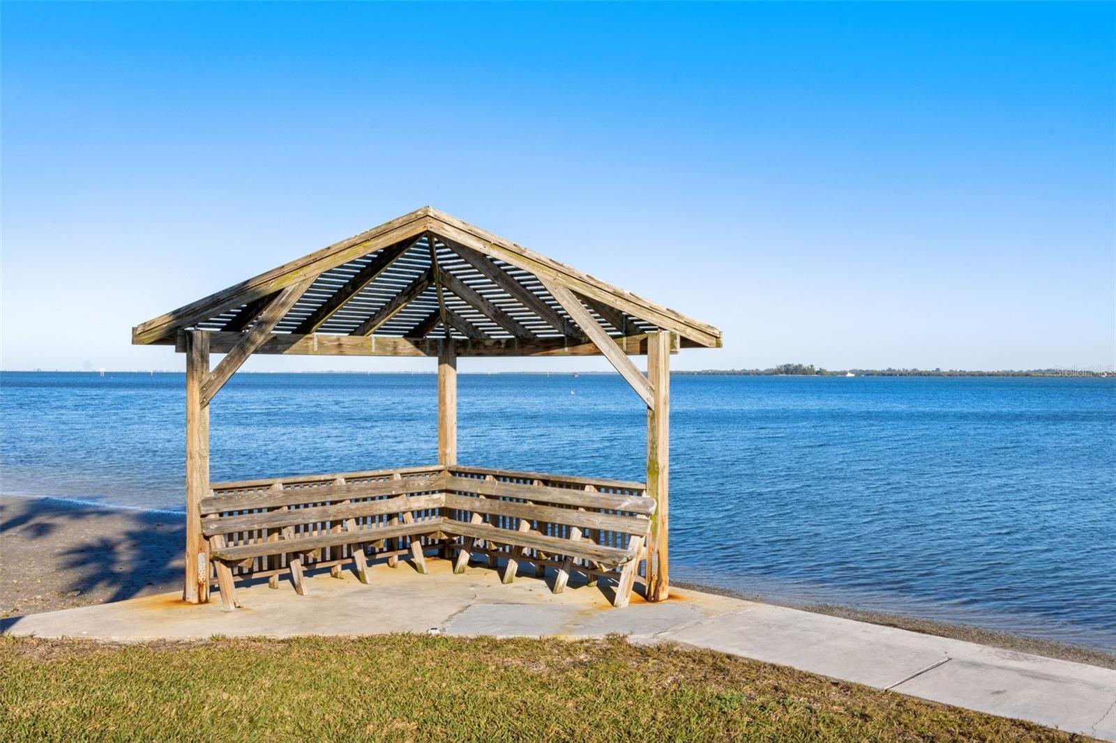6500 FLOTILLA DR #126, HOLMES BEACH, FL, 34217