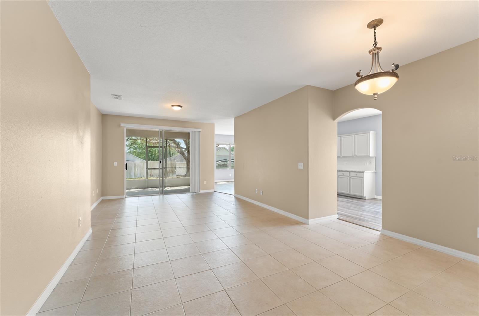 558 KNOLLWOOD DR, DAVENPORT, FL, 33837