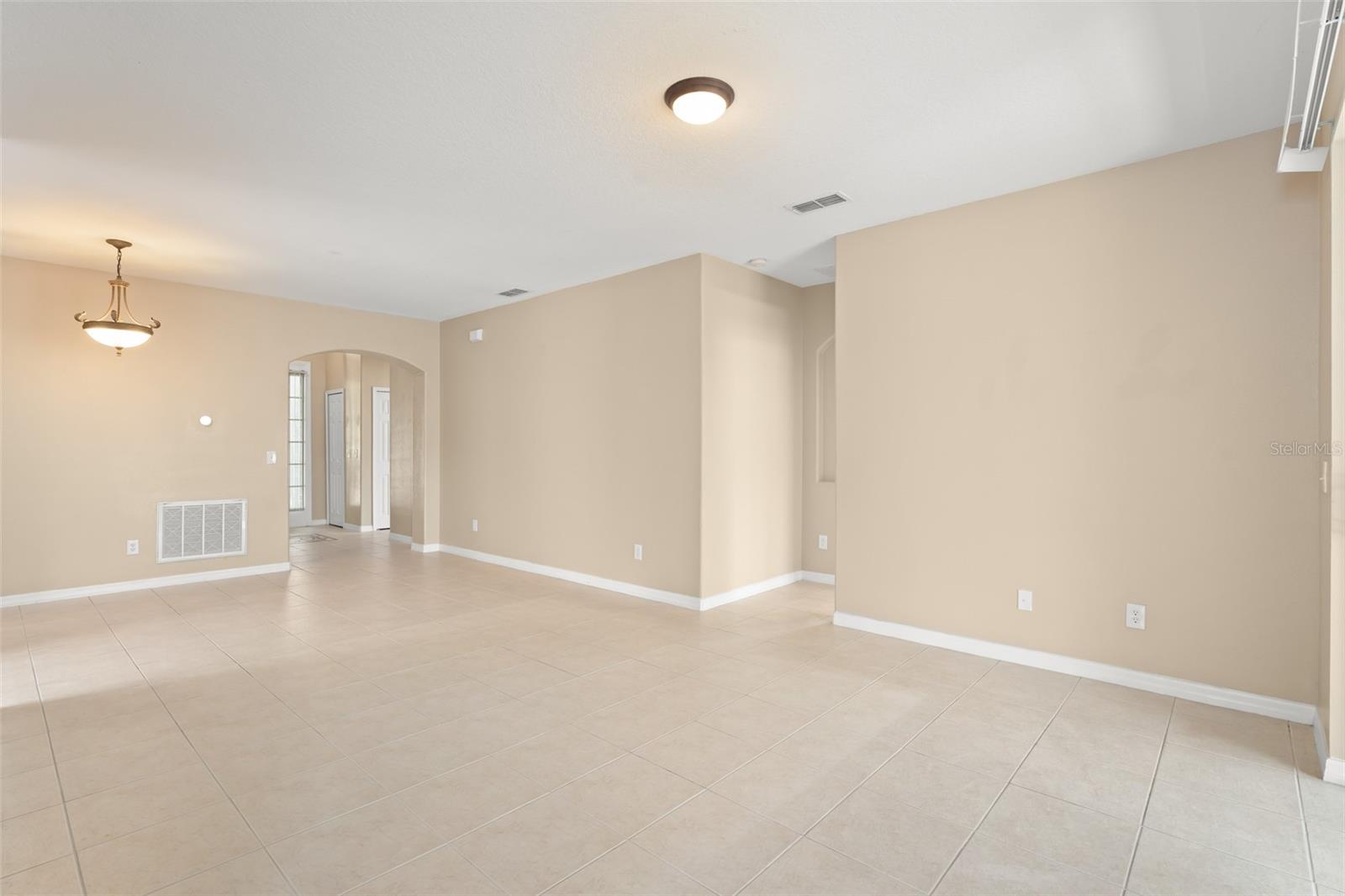 558 KNOLLWOOD DR, DAVENPORT, FL, 33837