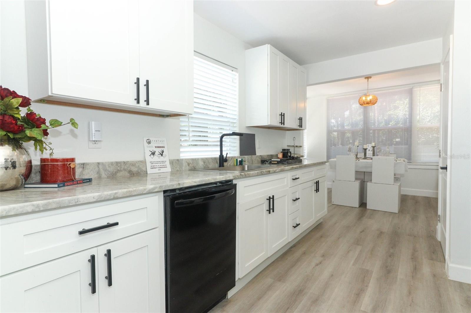 860 MAGNOLIA AVE #1, DAYTONA BEACH, FL, 32114