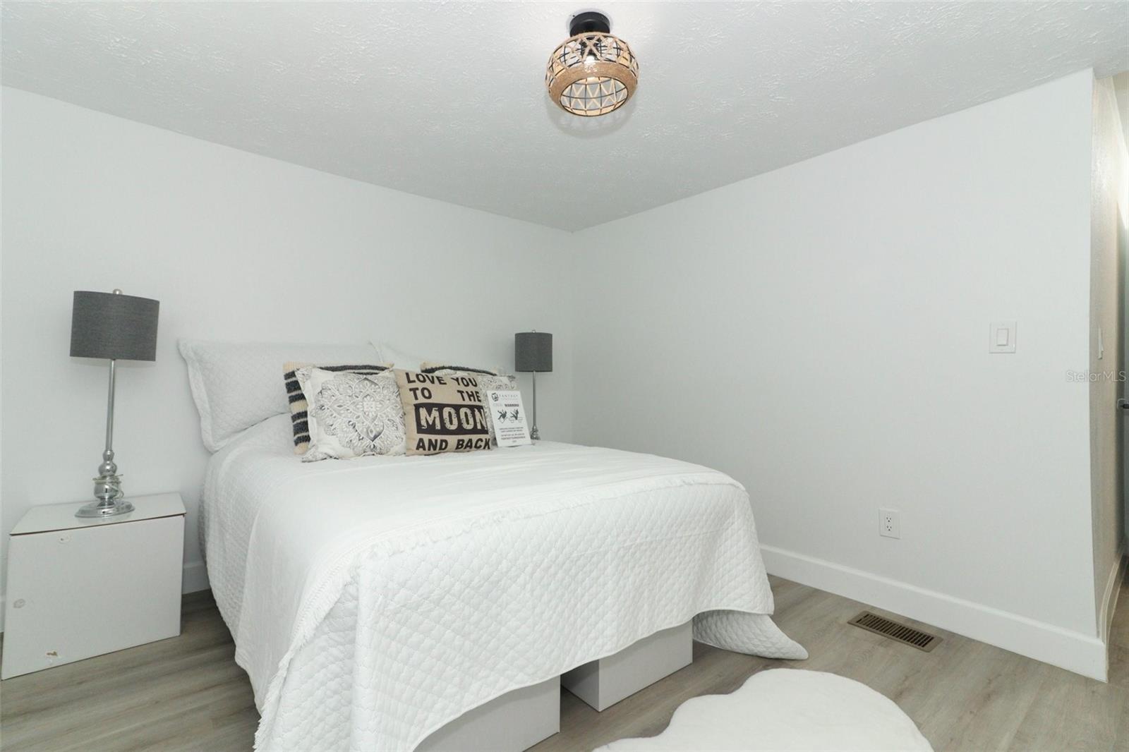 860 MAGNOLIA AVE #1, DAYTONA BEACH, FL, 32114