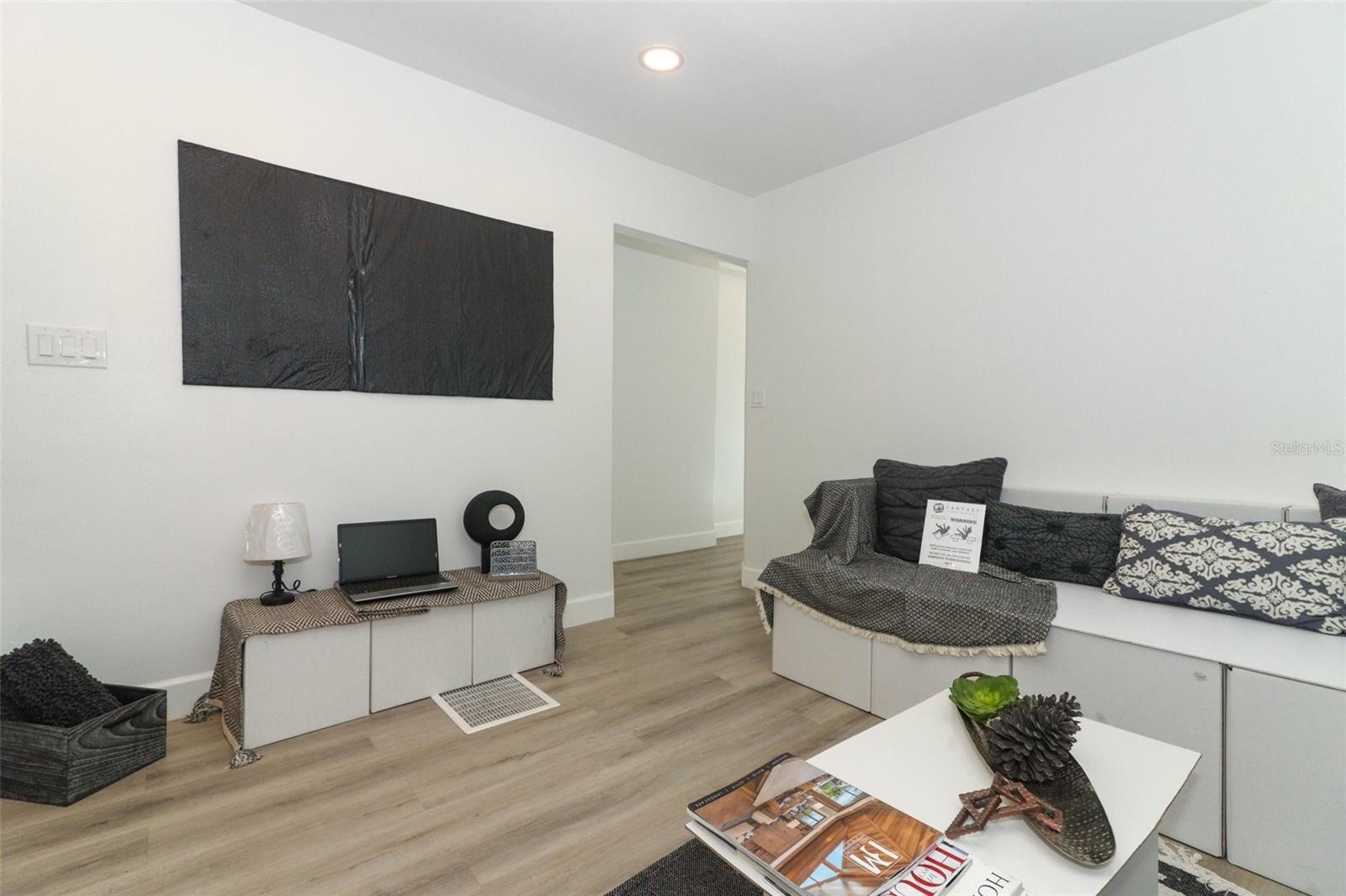 860 MAGNOLIA AVE #1, DAYTONA BEACH, FL, 32114