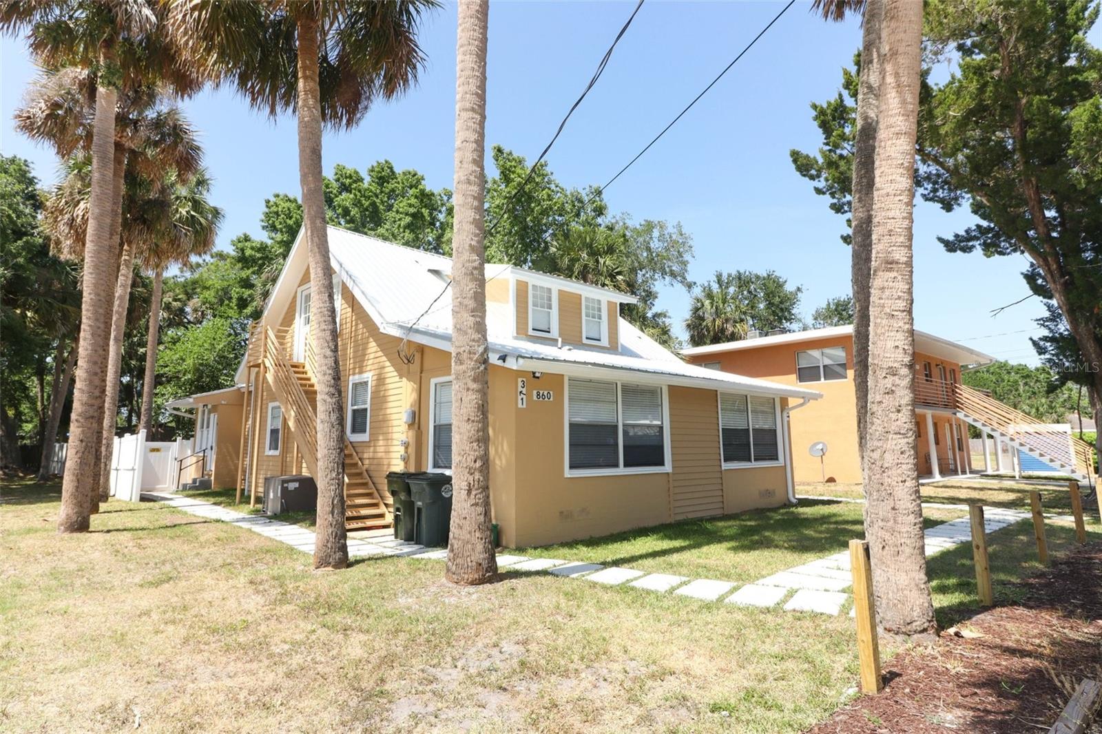 860 MAGNOLIA AVE #1, DAYTONA BEACH, FL, 32114