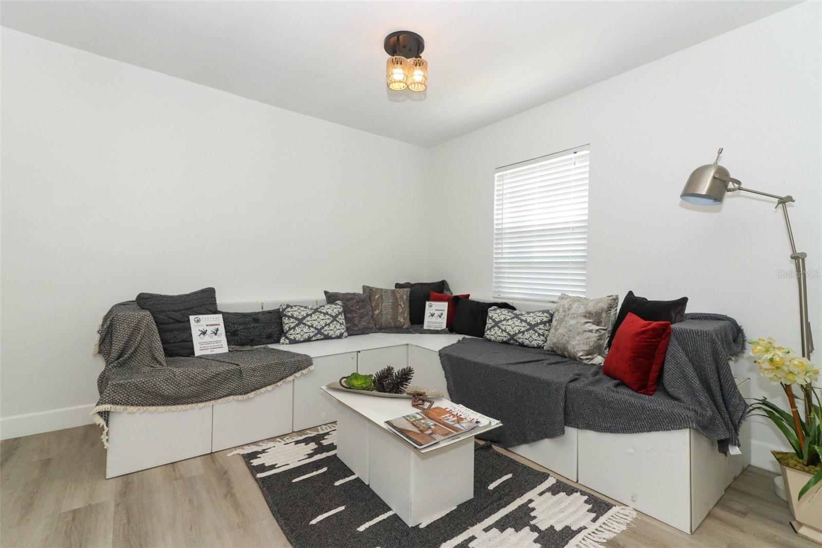 860 MAGNOLIA AVE #1, DAYTONA BEACH, FL, 32114