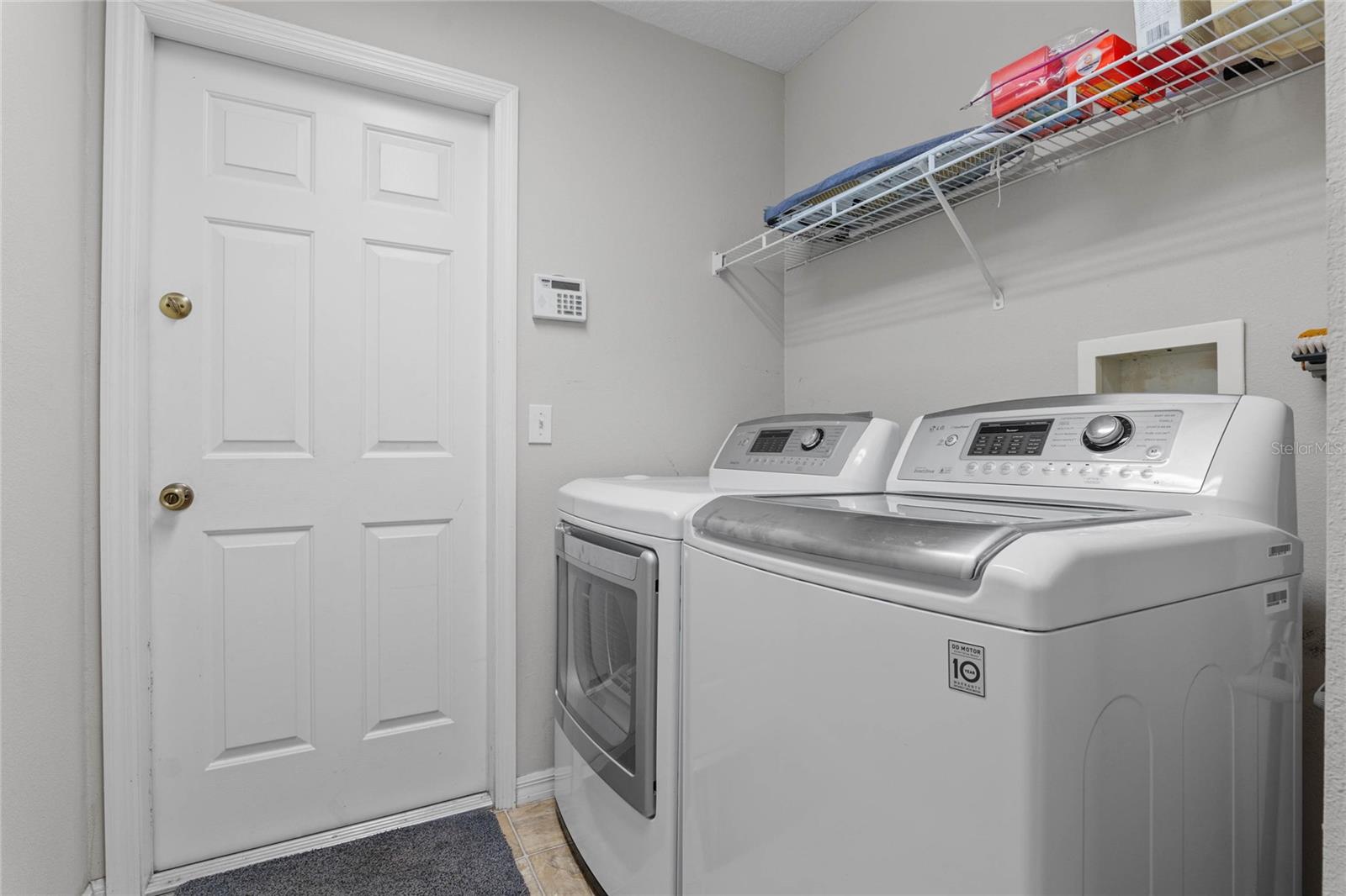 817 BENTON LAKE DR S, DELAND, FL, 32724