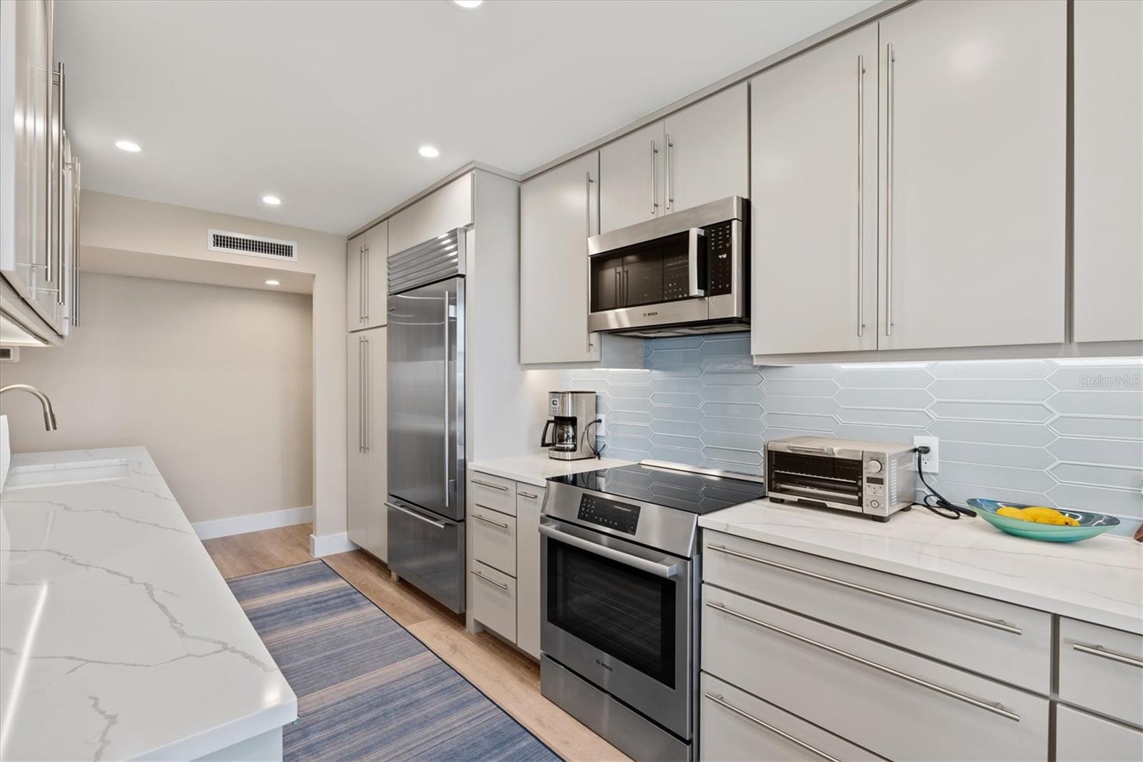 1050 LONGBOAT CLUB ROAD #903, LONGBOAT KEY, FL, 34228