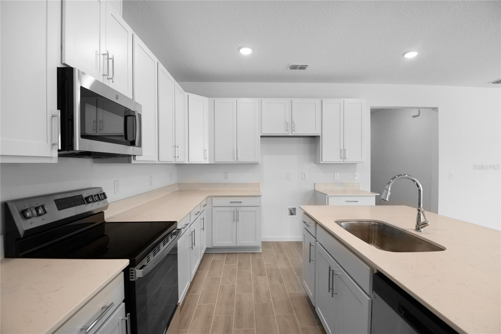 1747 CARNELIAN ST, DELAND, FL, 32720
