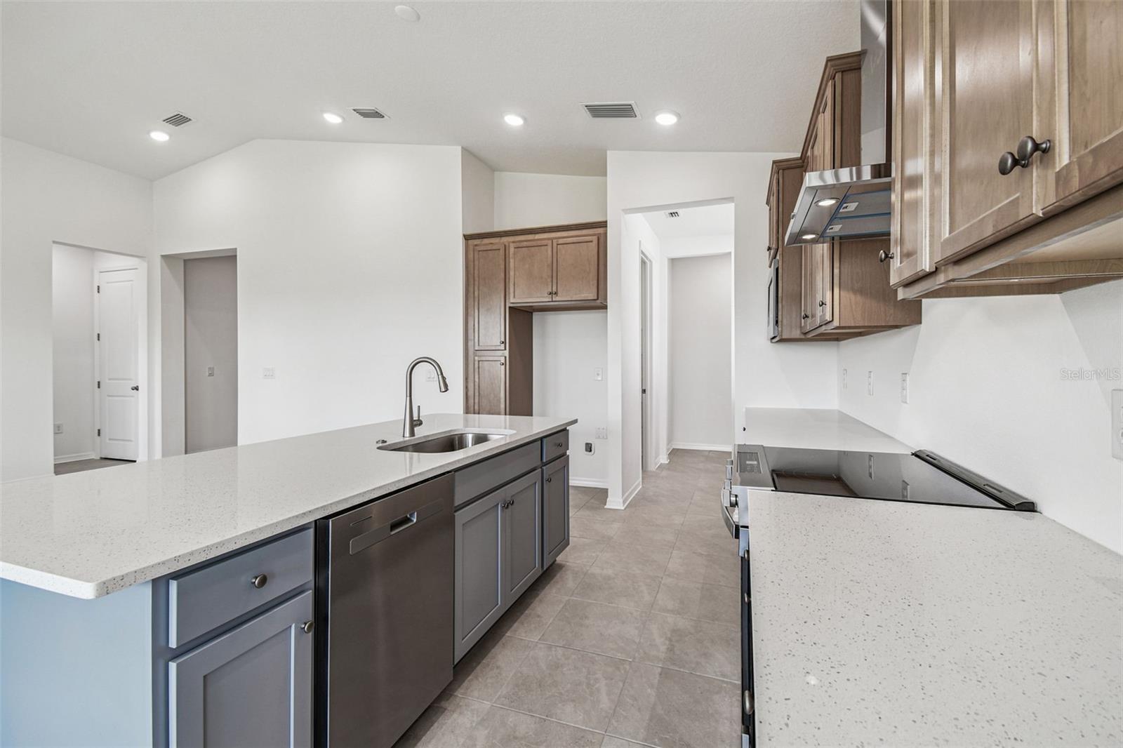 260 HILLSHIRE PL, SPRING HILL, FL, 34609