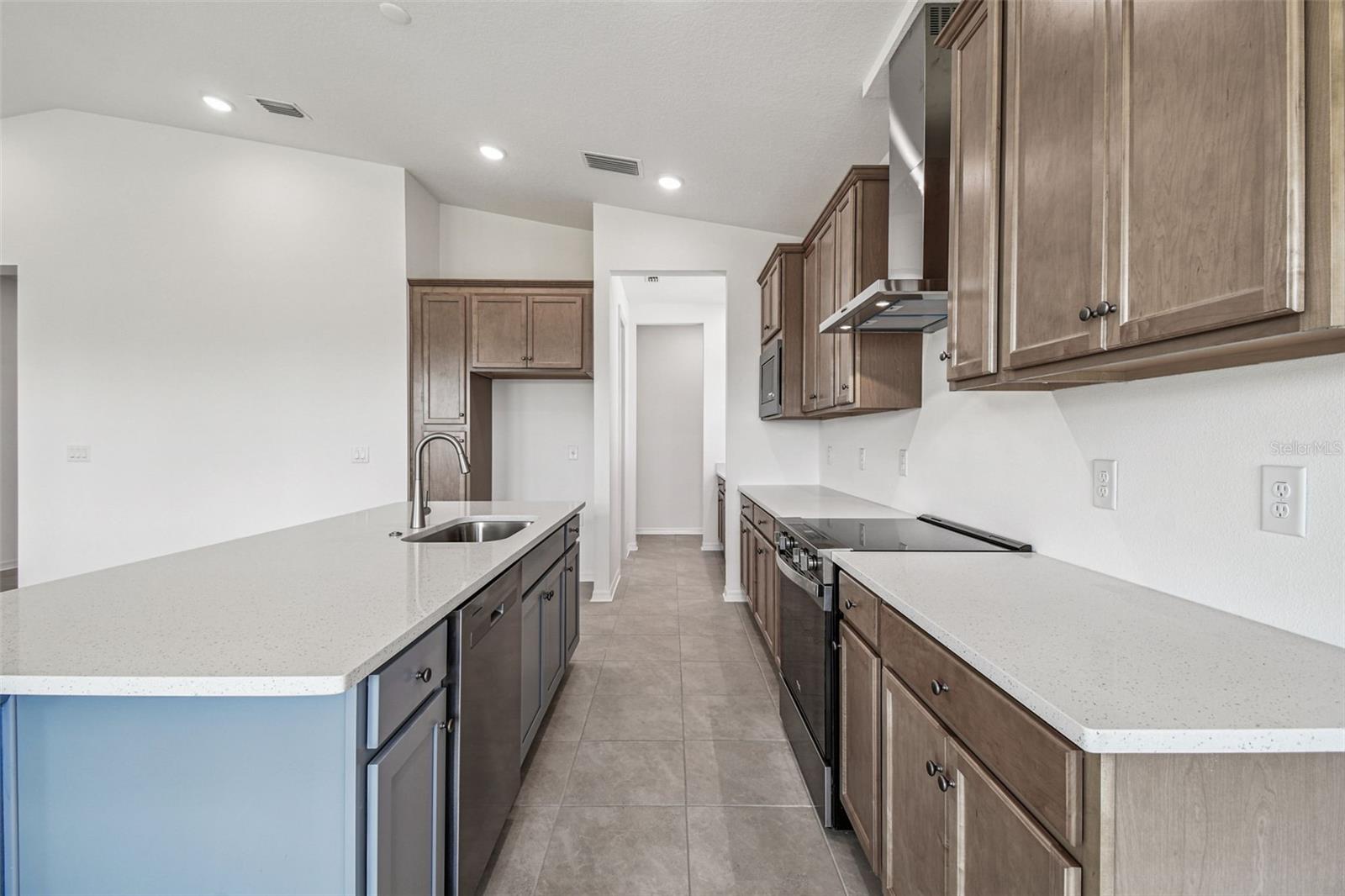 260 HILLSHIRE PL, SPRING HILL, FL, 34609
