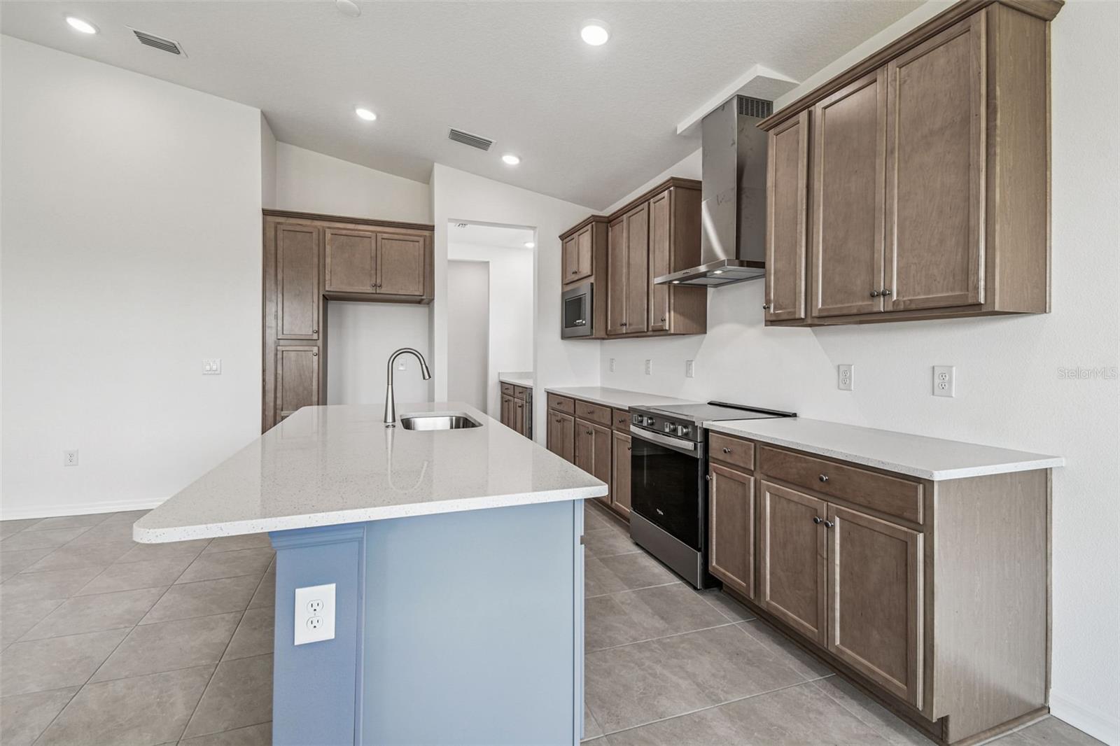 260 HILLSHIRE PL, SPRING HILL, FL, 34609