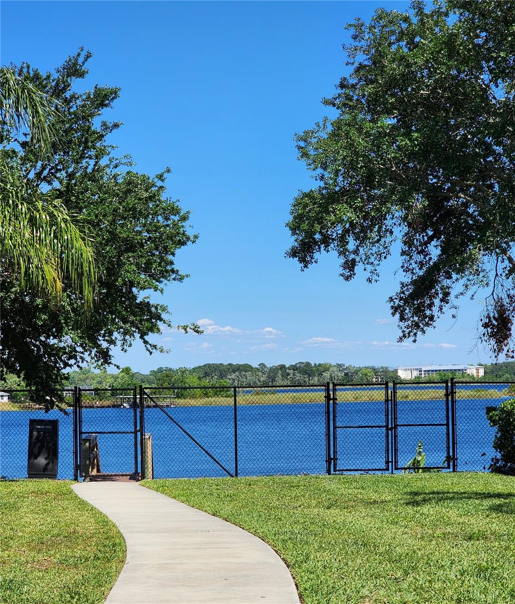 1224 LONGVILLE CIR, TAVARES, FL, 32778
