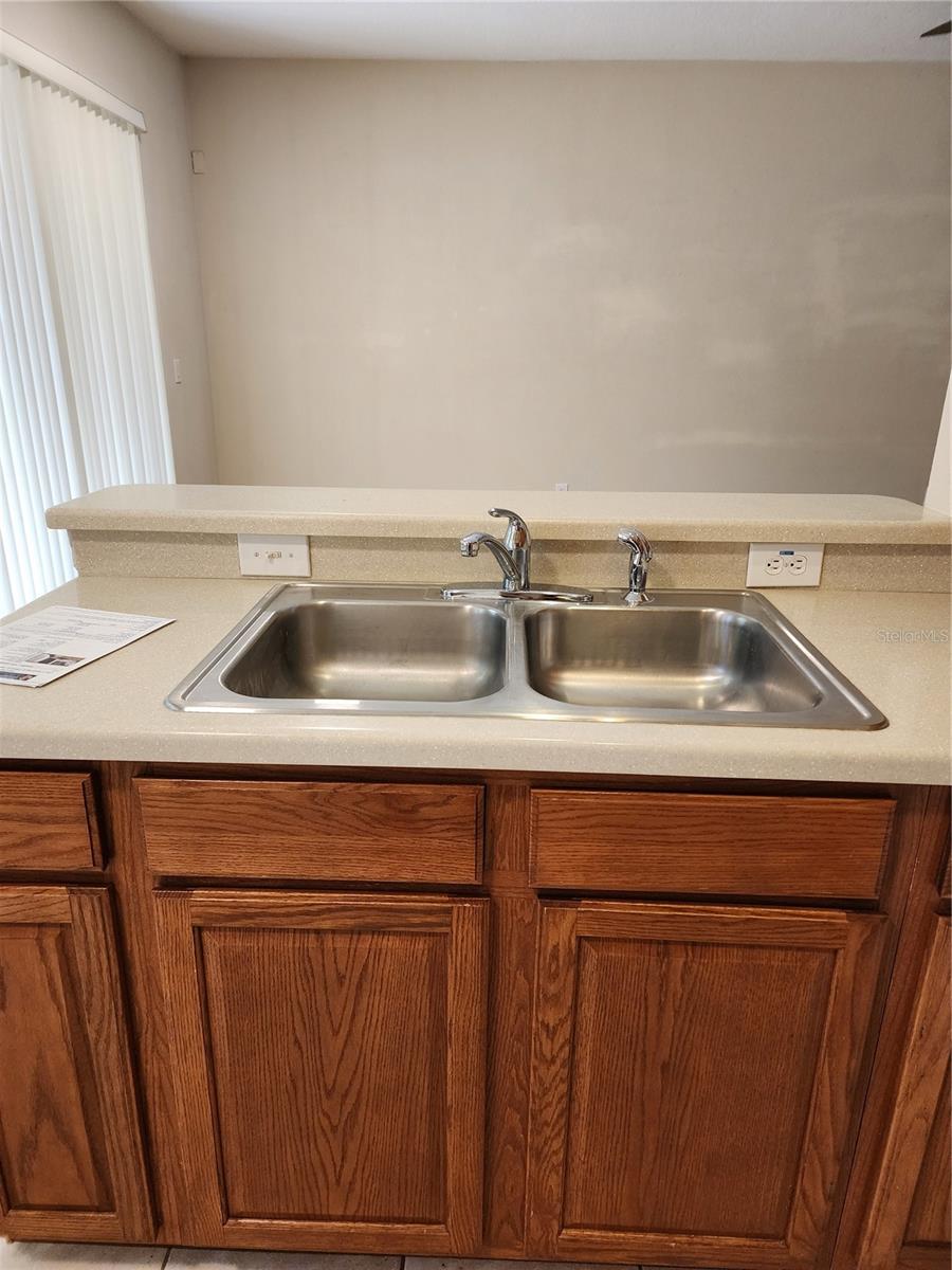 1224 LONGVILLE CIR, TAVARES, FL, 32778