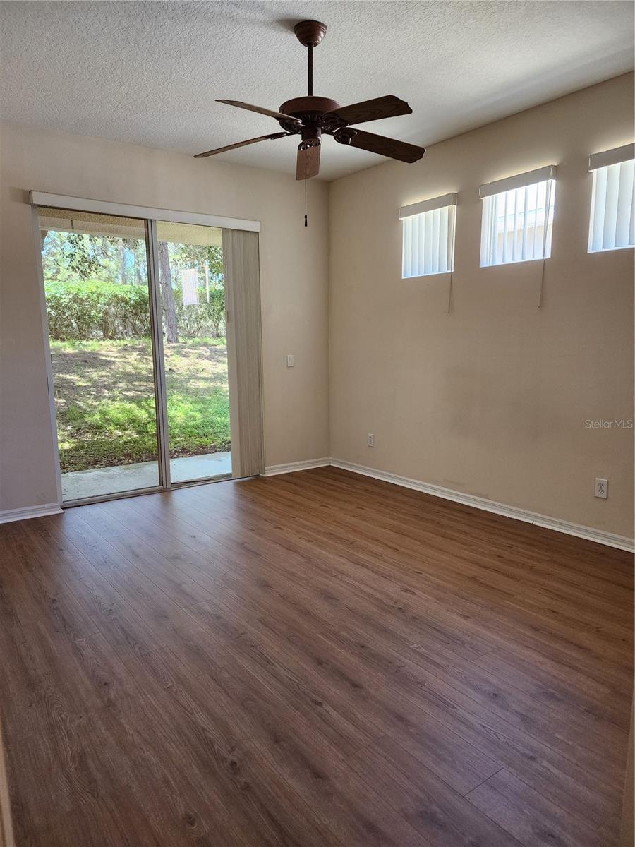 1224 LONGVILLE CIR, TAVARES, FL, 32778