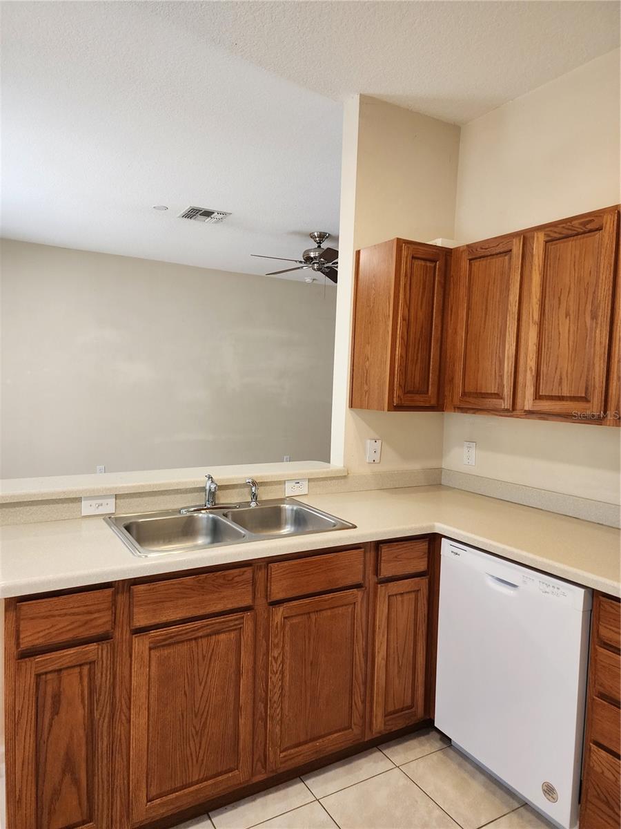 1224 LONGVILLE CIR, TAVARES, FL, 32778