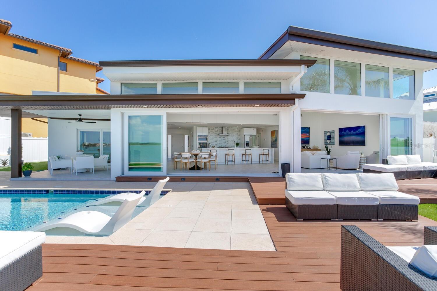 16496 REDINGTON DR, REDINGTON BEACH, FL, 33708