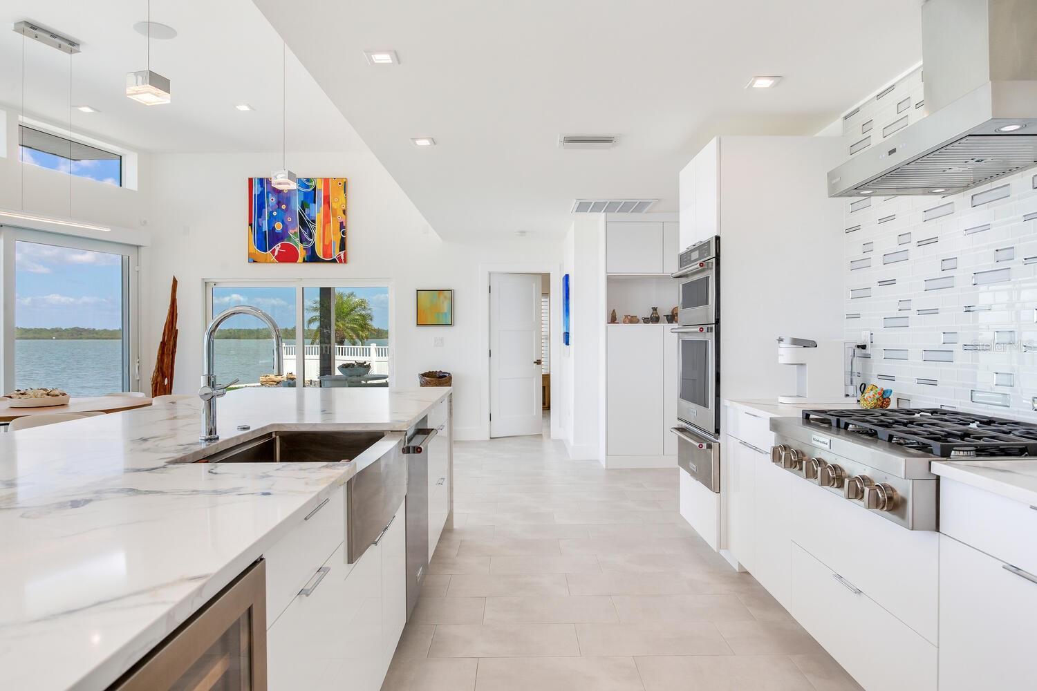 16496 REDINGTON DR, REDINGTON BEACH, FL, 33708