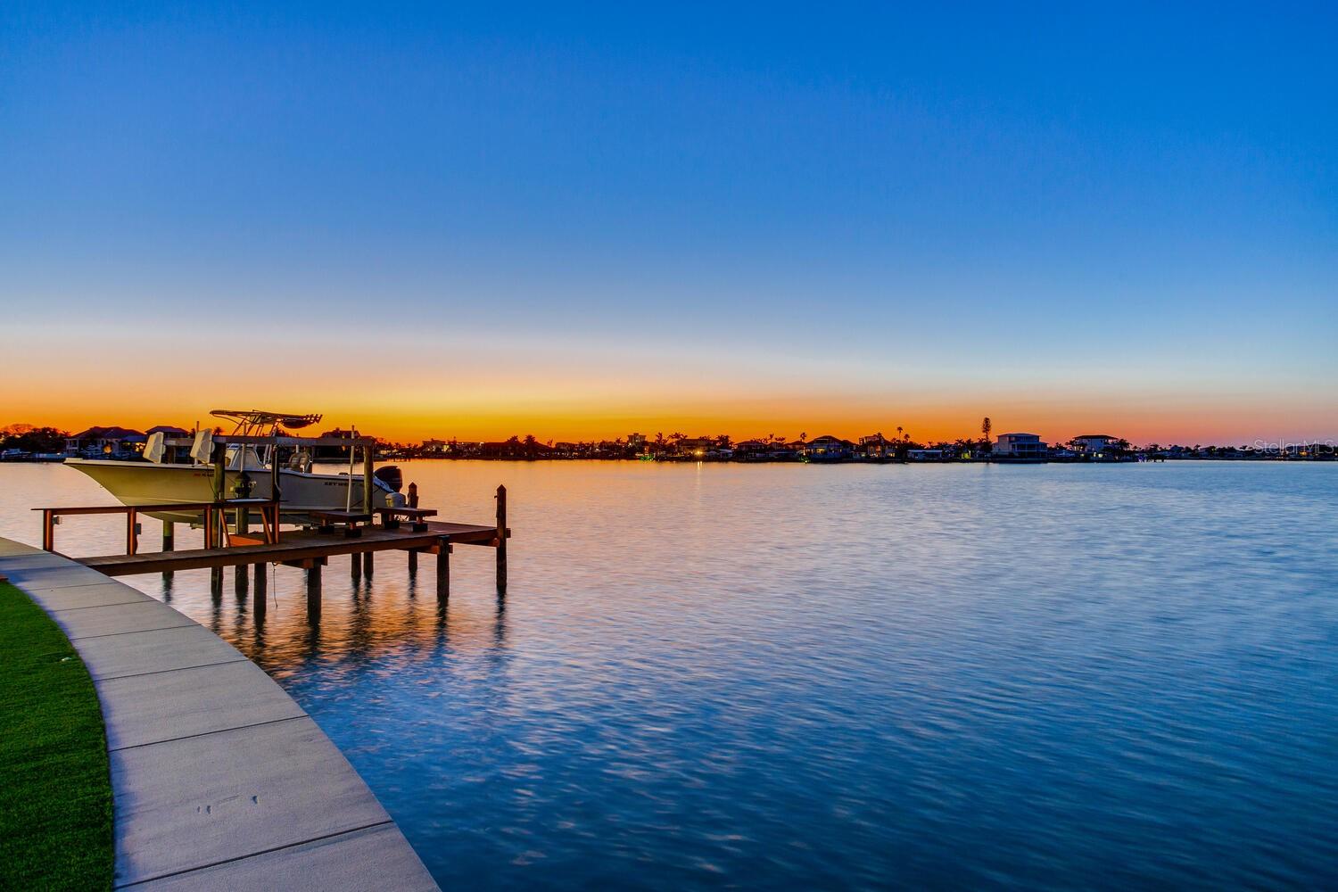 16496 REDINGTON DR, REDINGTON BEACH, FL, 33708