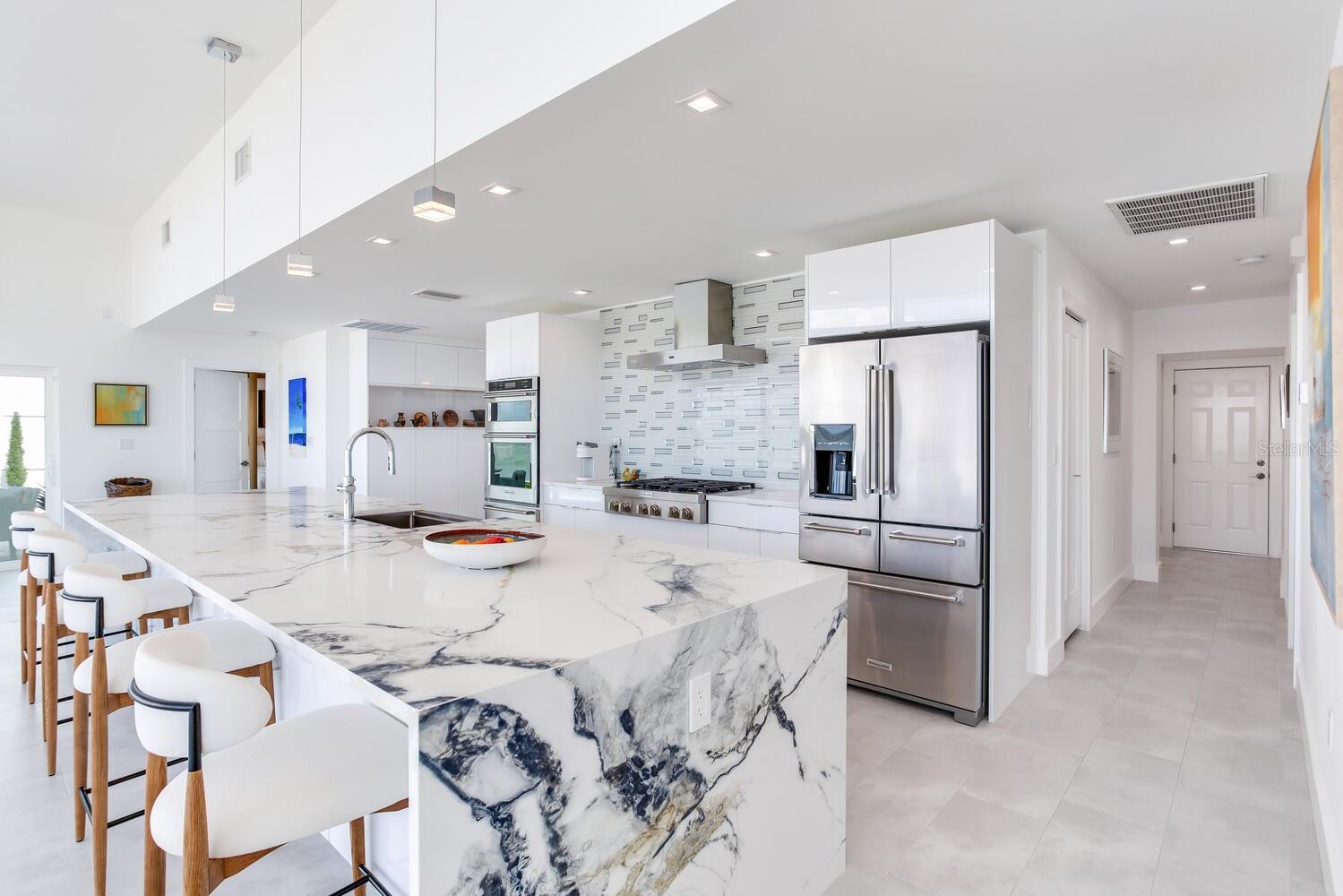 16496 REDINGTON DR, REDINGTON BEACH, FL, 33708