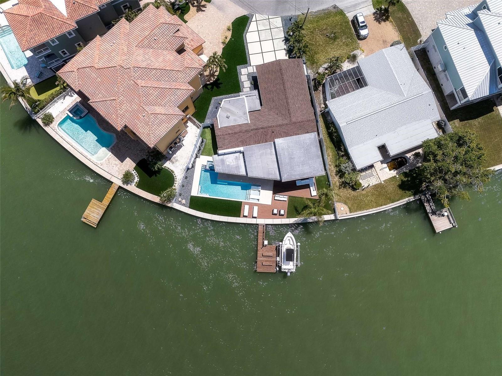 16496 REDINGTON DR, REDINGTON BEACH, FL, 33708