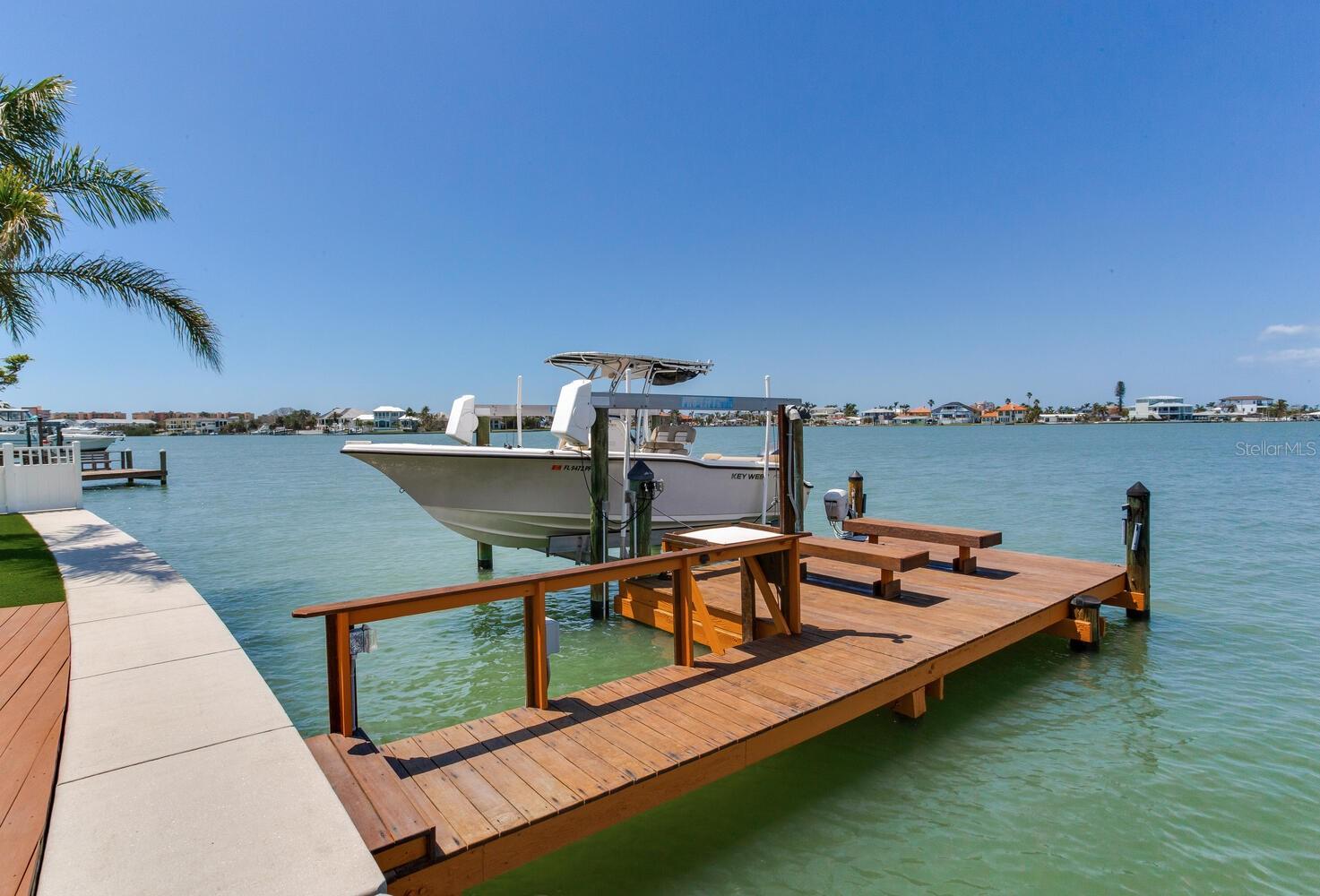 16496 REDINGTON DR, REDINGTON BEACH, FL, 33708
