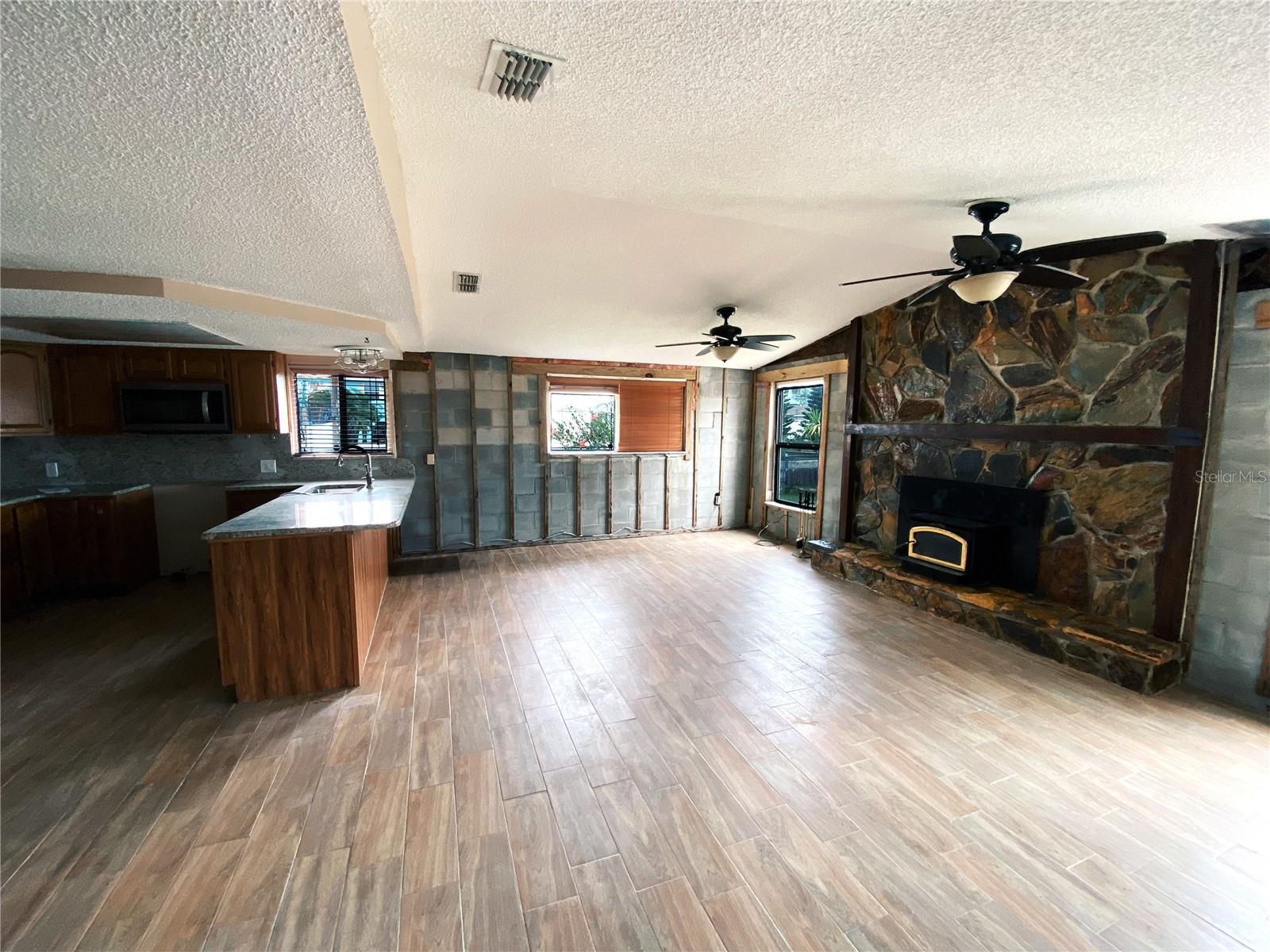 13930 KING AVE, HUDSON, FL, 34669