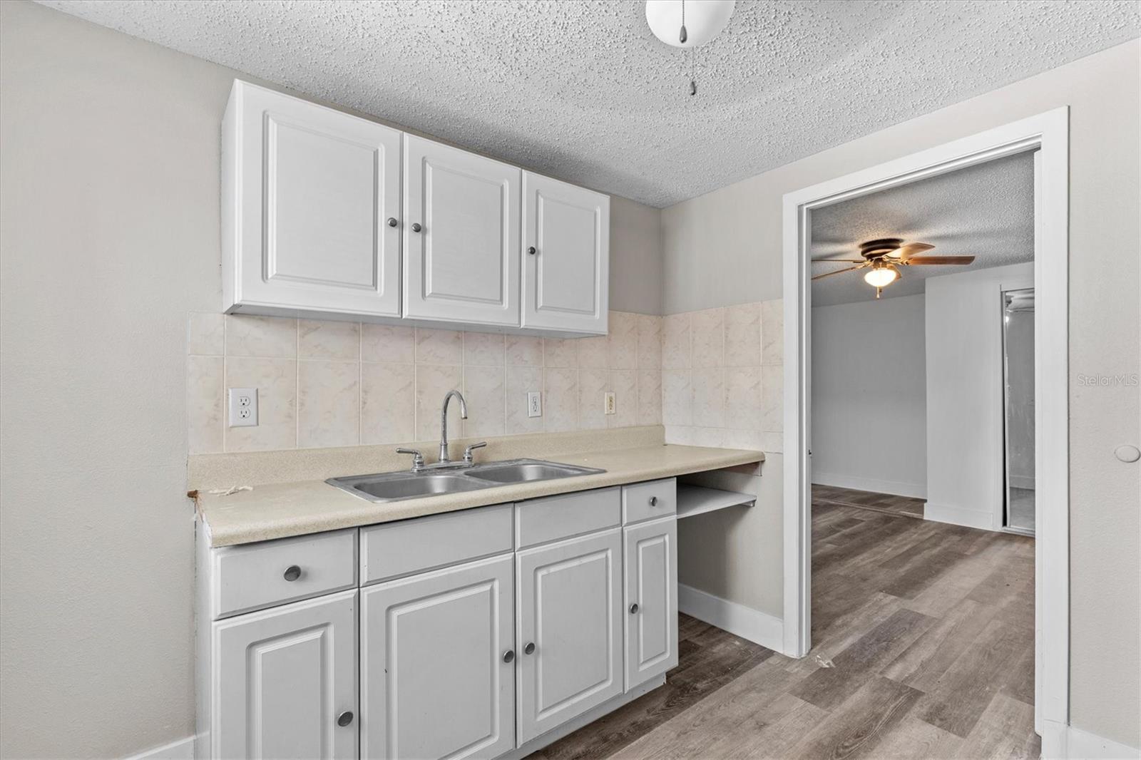 1209 E 29TH AVE, TAMPA, FL, 33605