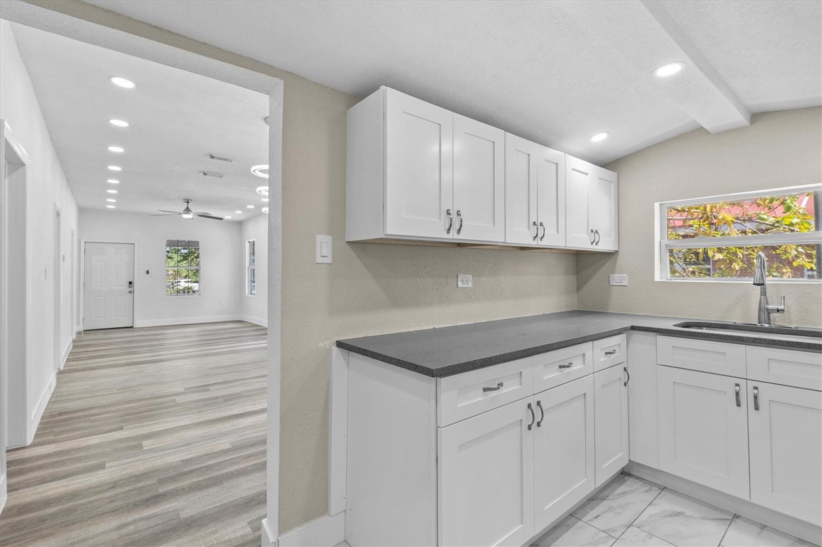 1209 E 29TH AVE, TAMPA, FL, 33605