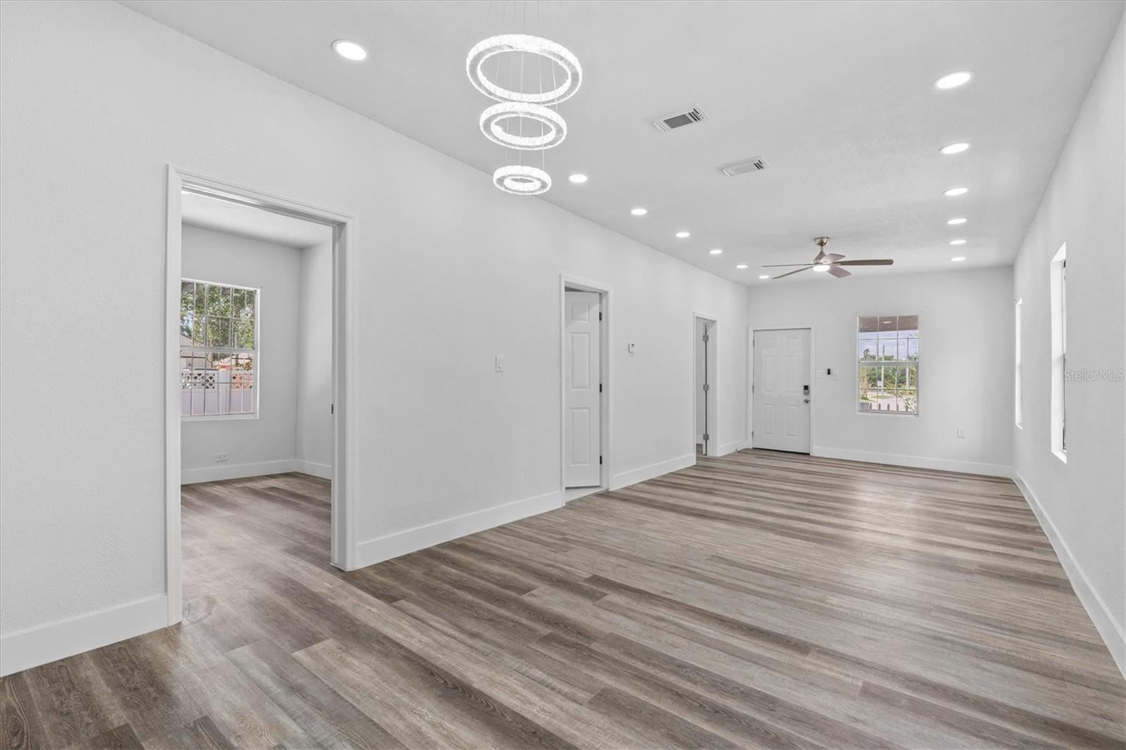 1209 E 29TH AVE, TAMPA, FL, 33605