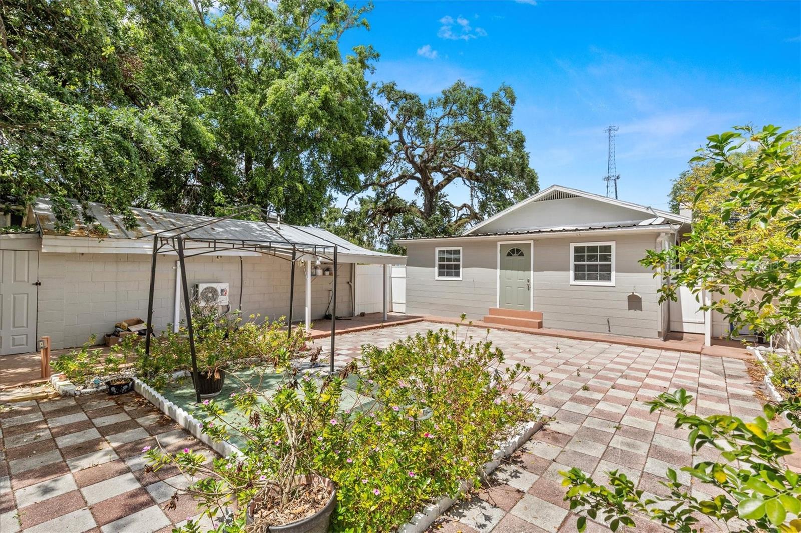 1209 E 29TH AVE, TAMPA, FL, 33605