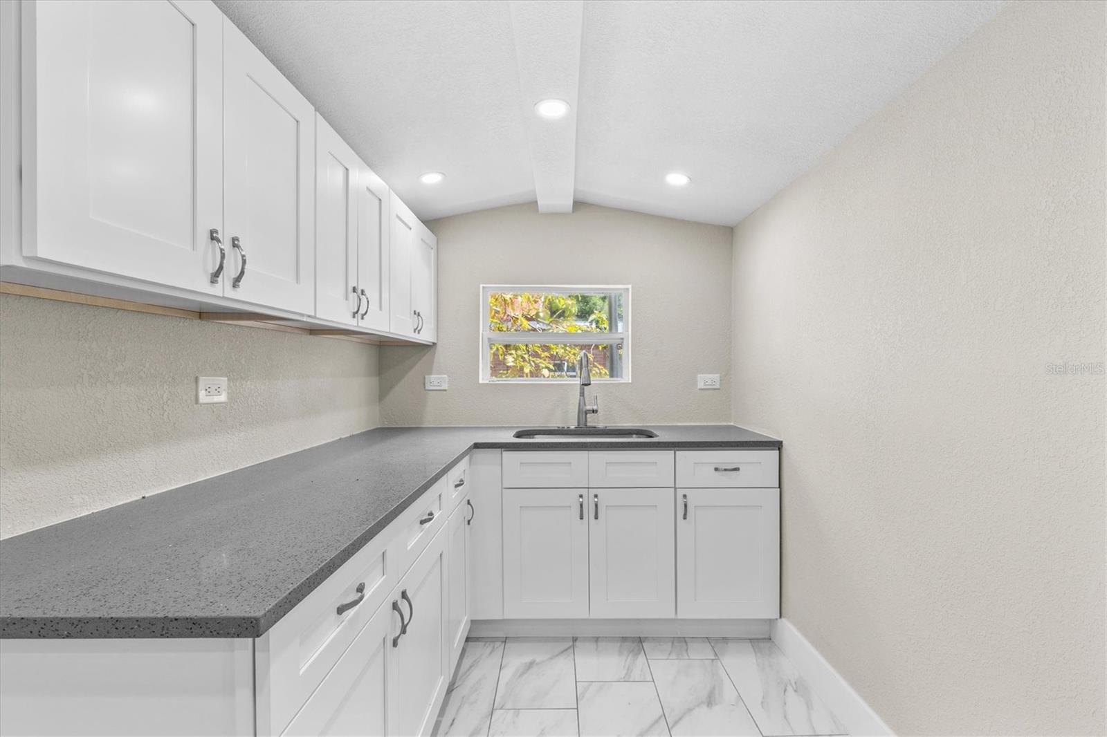 1209 E 29TH AVE, TAMPA, FL, 33605