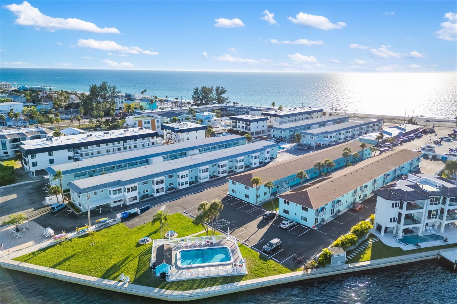 117 7TH ST N #5, BRADENTON BEACH, FL, 34217