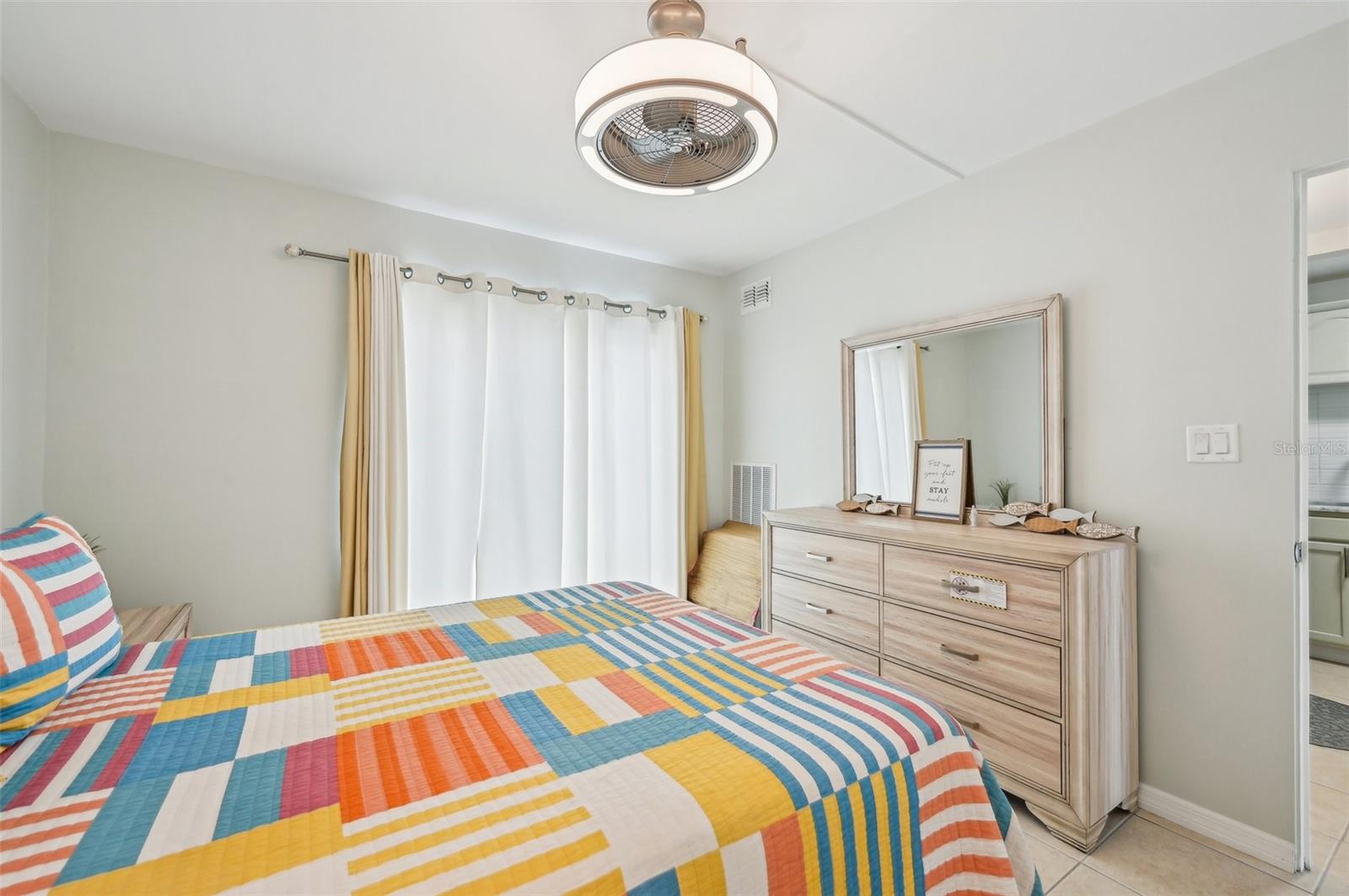 117 7TH ST N #5, BRADENTON BEACH, FL, 34217