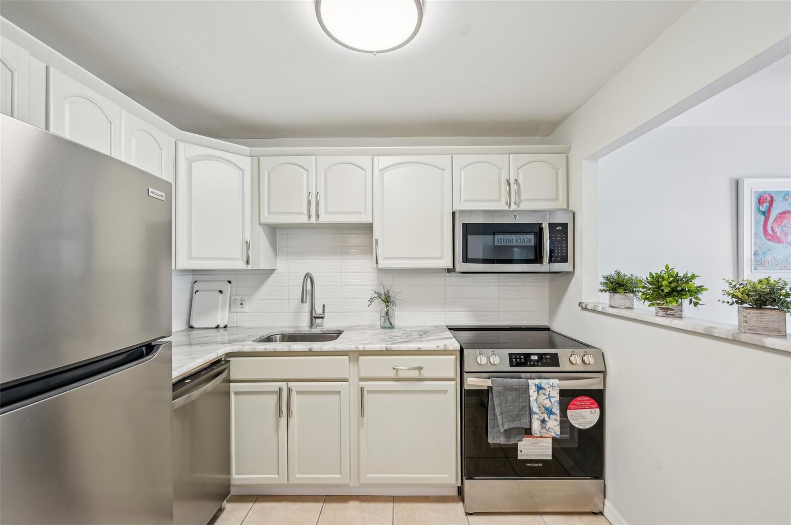 117 7TH ST N #5, BRADENTON BEACH, FL, 34217
