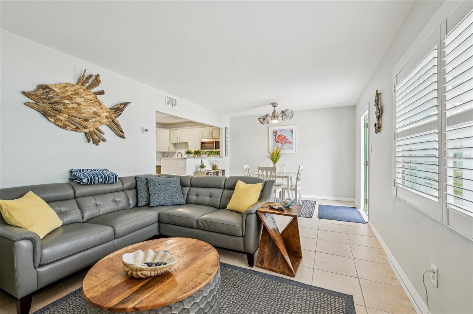 117 7TH ST N #5, BRADENTON BEACH, FL, 34217
