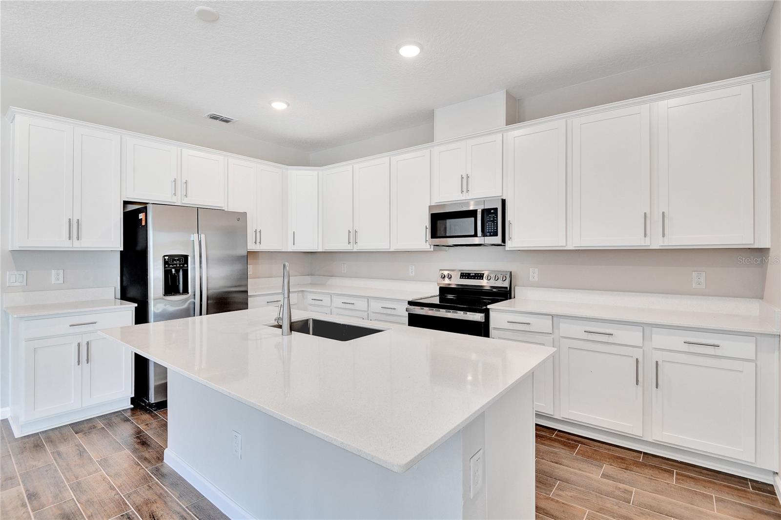 1741 CARNELIAN ST, DELAND, FL, 32720