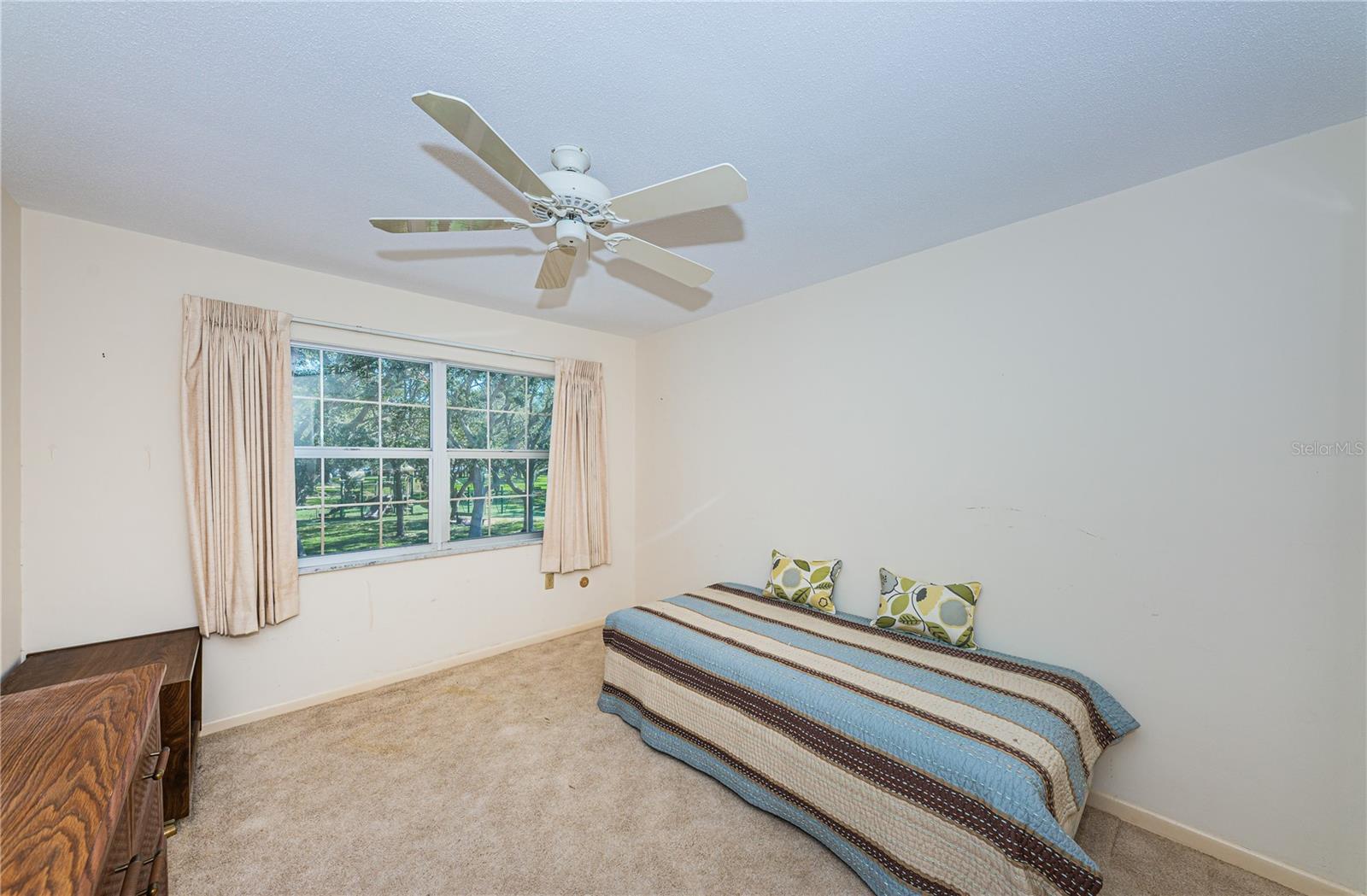 650 PINELLAS POINT DR S #216, ST PETERSBURG, FL, 33705
